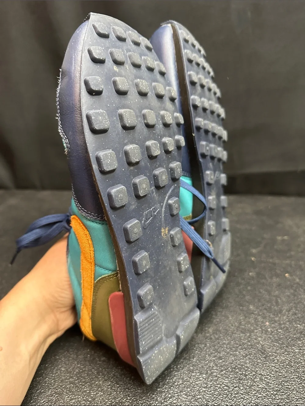 Nike Teal, Navy & Orange Casual Running Sneakers 9.5 Woman’s